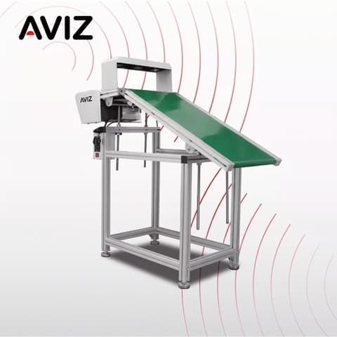 AVIZ Wave Outfeed Soldering PCB Conveyor for Board Transfer Control - تحميل وتفريغ ونقل وتخزين PCB المؤقت AVIZ Wave Outfeed Soldering PCB Conveyor for Board Transfer Control منظر المعدة ضمن حركة PCB مستقرة بين مراحل العملية