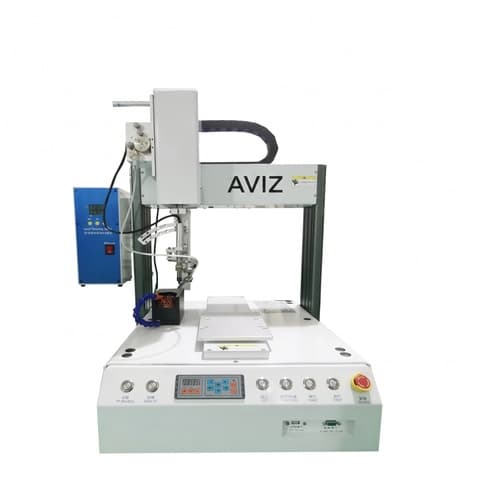 AVIZ Auto Soldering Placement Feeder for Placement Head Support - روبوتات الأتمتة المكتبية AVIZ Auto Soldering Placement Feeder for Placement Head Support منظر المعدة ضمن أتمتة خلوية متكررة للحام أو التوزيع أو البراغي أو الراوتر